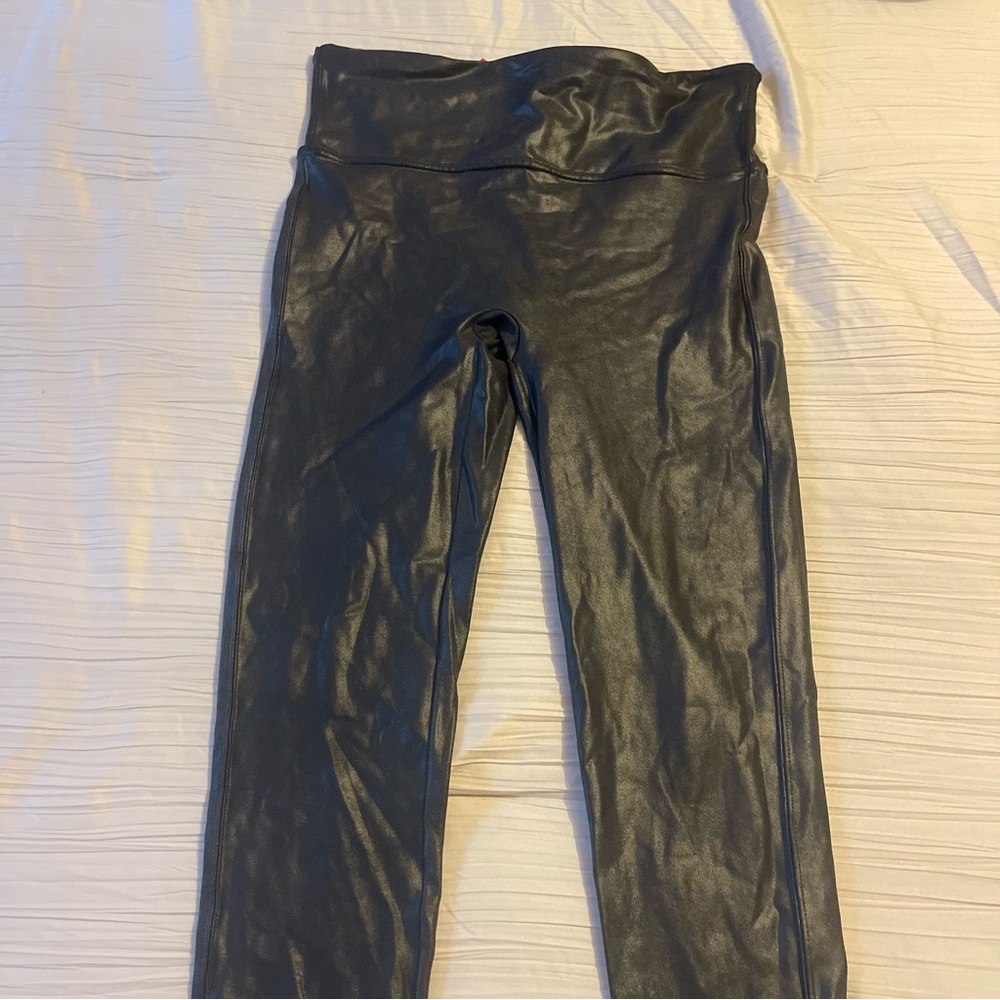 Spanx black faux‎ leather leggings size large